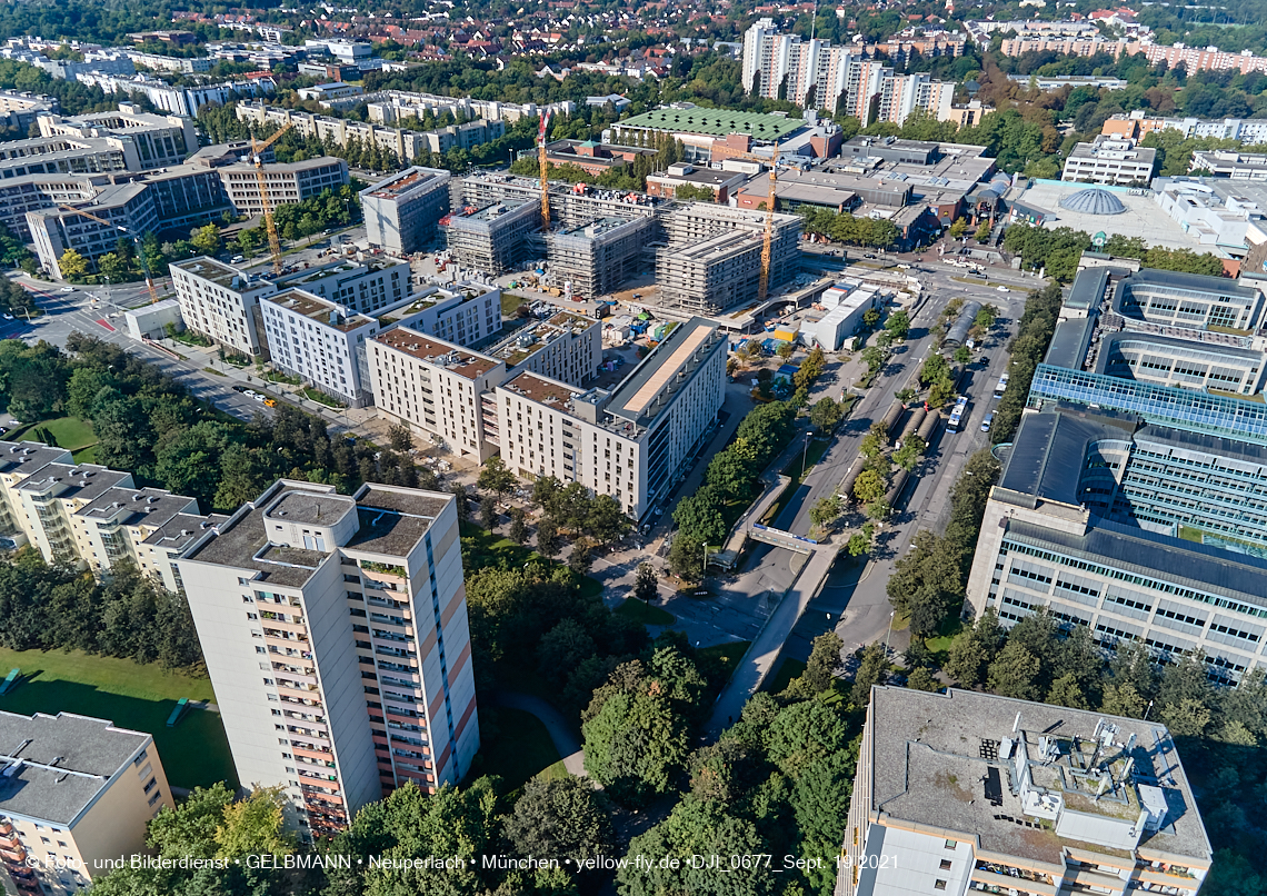 19.09.2021 - Perlach Plaza und Umgebung in Neuperlach 